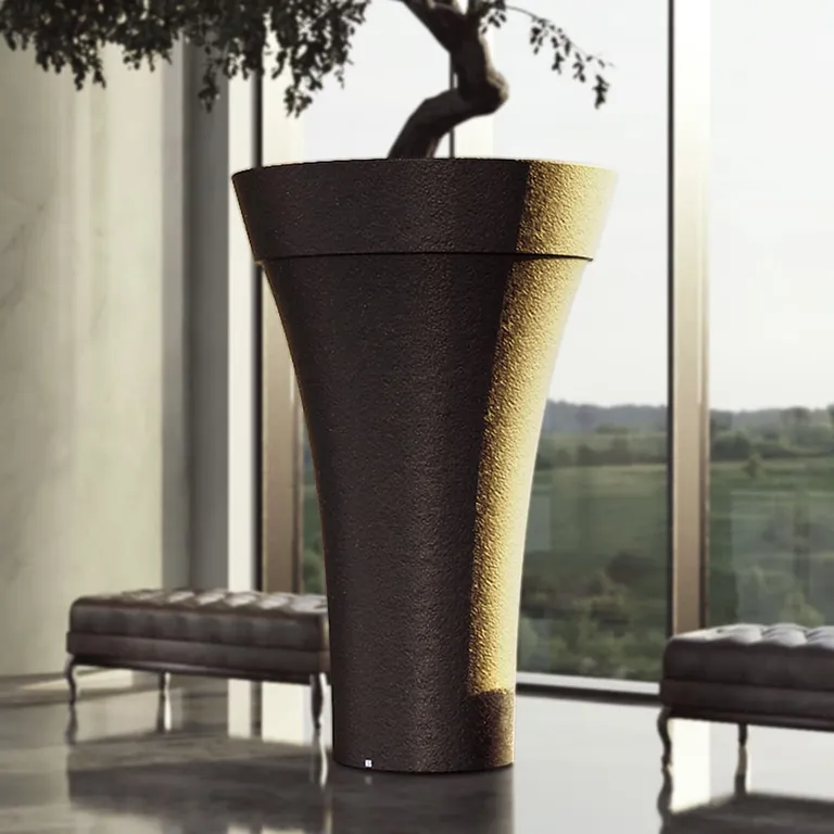 Maximo giant planters for indoor