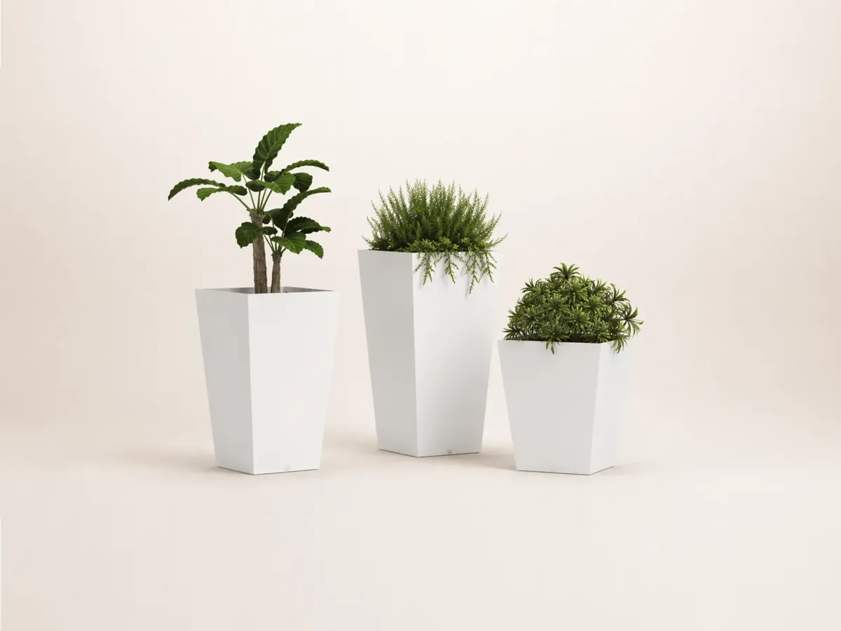 Quadra small planters for outdoor