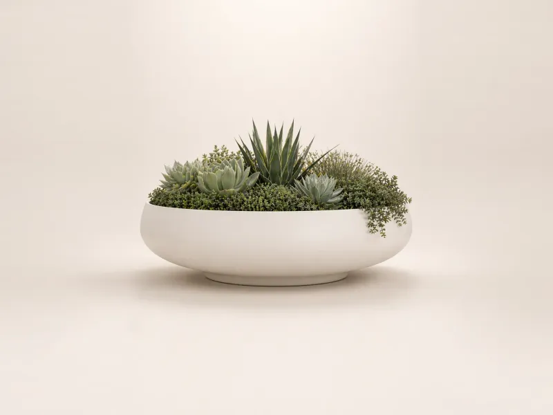 Ariel large planter for outdoor