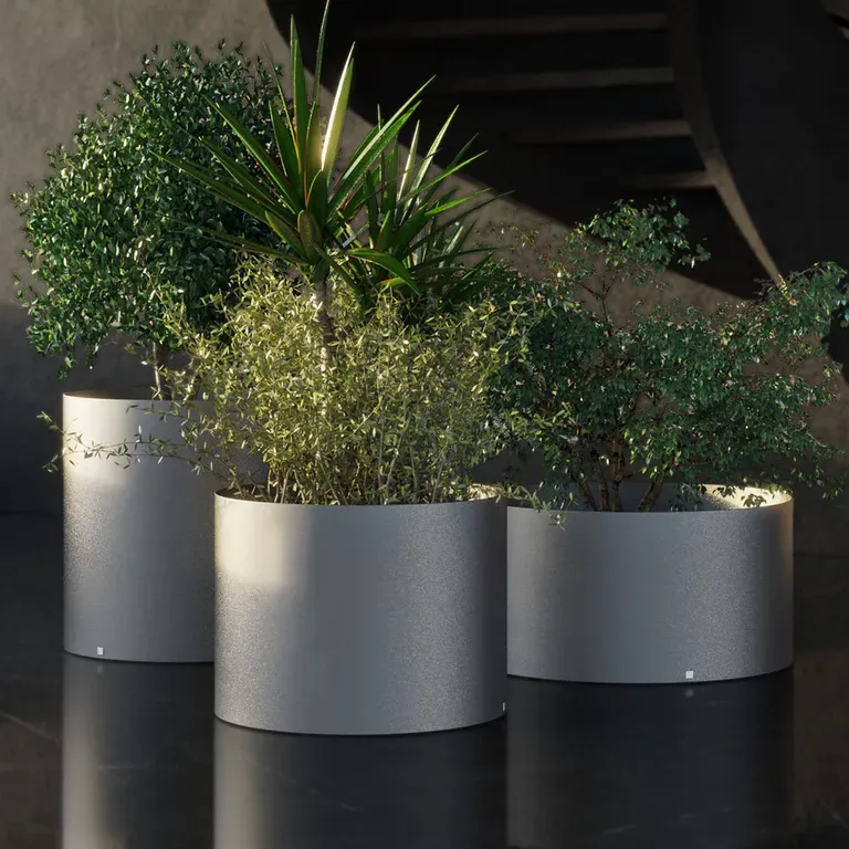 Magnus large planters for indoor